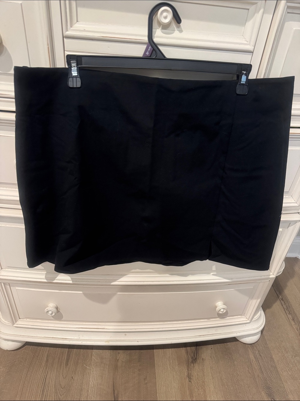 Old Navy Black Mini Skirt - Classic Straight Cut